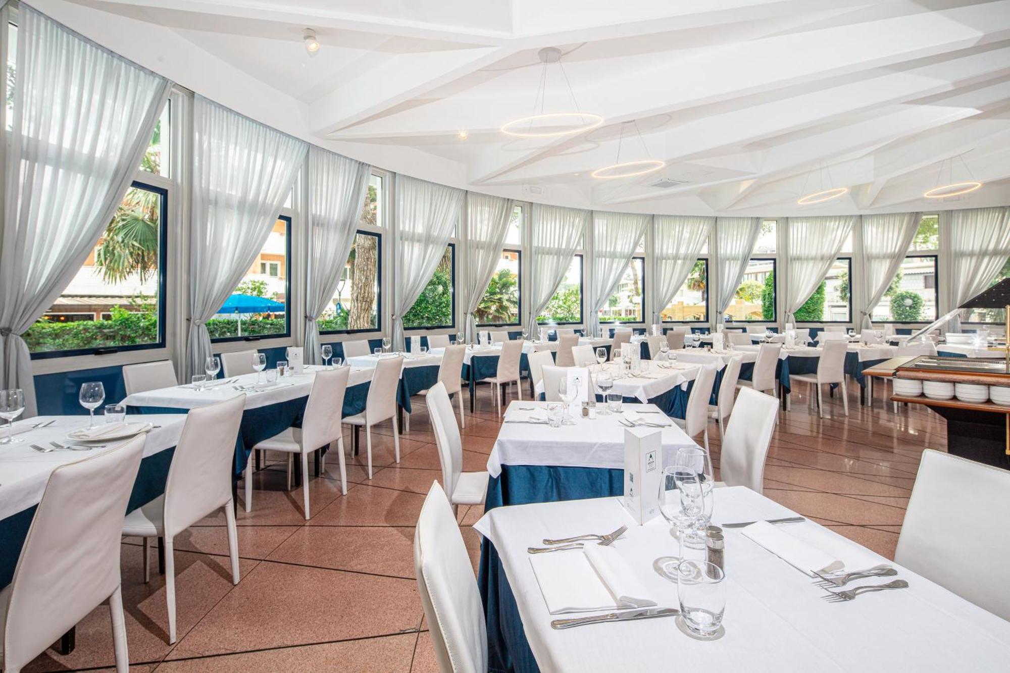 Hotel Medusa Splendid リニャーノ・サッビアドーロ エクステリア 写真